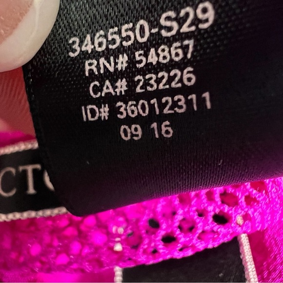 2016 Victoria’s Secret Elegant Lace Halter Babydoll with Matching V-Strung XS - Picture 11 of 11